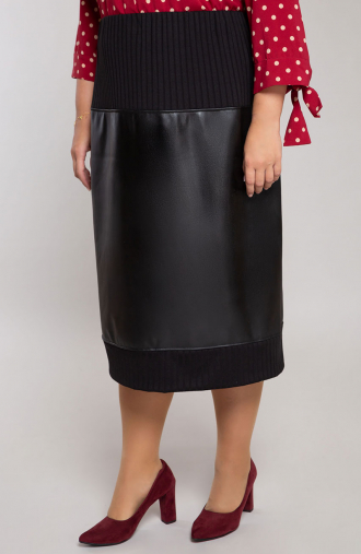 Rovná černá sukně s koženou vsadkou