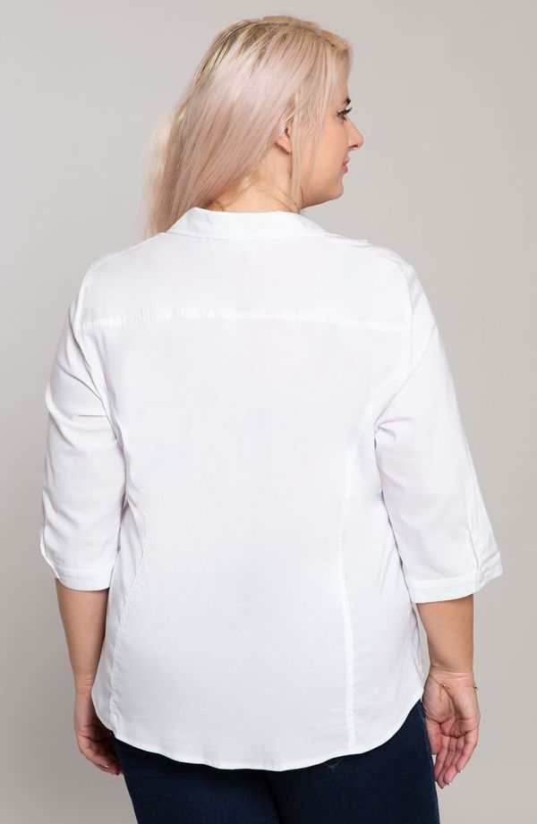 Elegantní klasická košile v bílé barvě