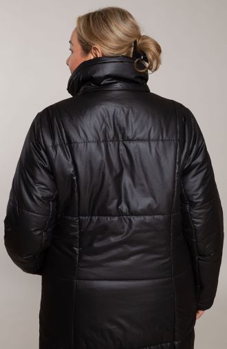 Černá zateplená dlouhá bunda s kapucí