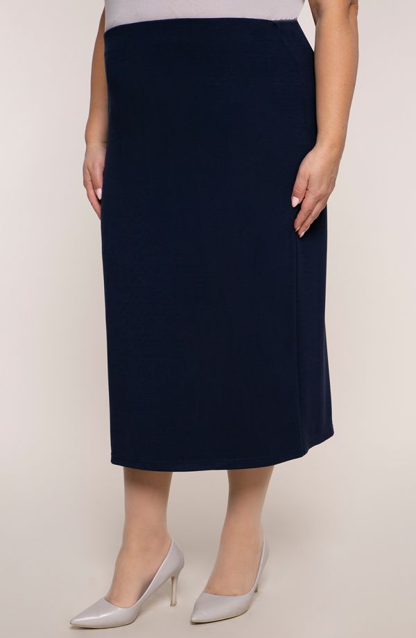 Delší elegantní tmavě modrý sukně
