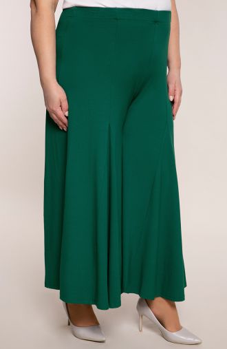 Zelená pletená sukně a kalhoty
